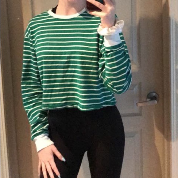 🦋2 for $15 - Garage Striped Crop Long Sleeve - Picture 4 of 4